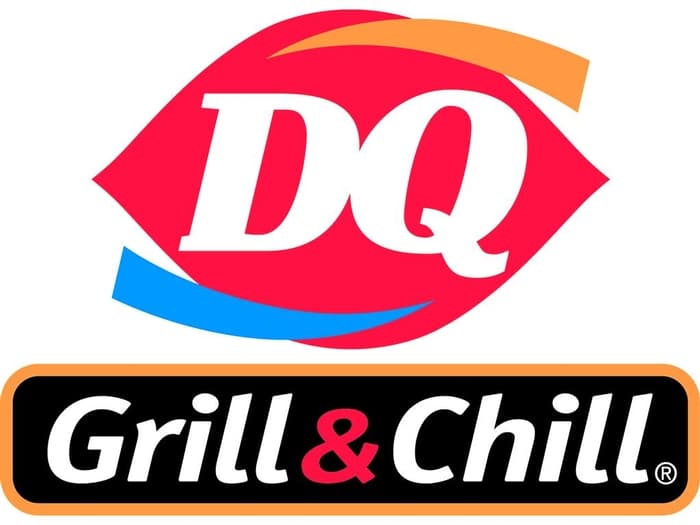 WASAGA BEACH DAIRY QUEEN logo